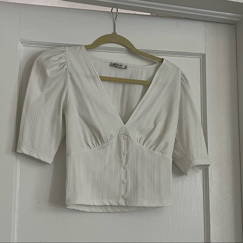 White form fitting puff sleeve top